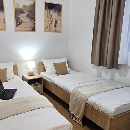 Vila Pod Kamieniem Trzebiel Exteriér fotografie